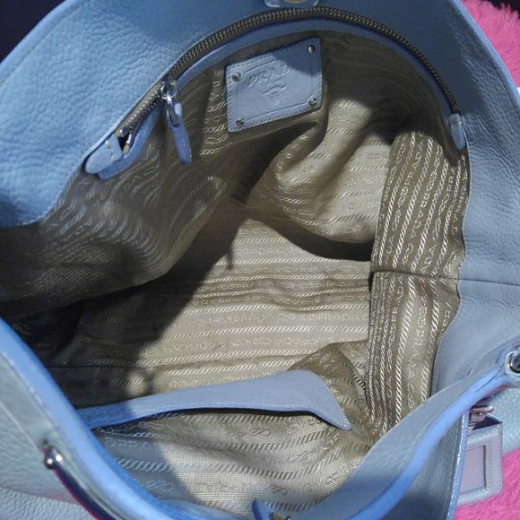 💎HOST PICK💎 Vitello Daino Calfskin XL Hobo - Picture 3 of 8